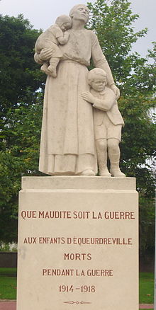 PME Equeurdreville monument.jpg
