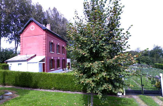 GEZAINCOURT-GARE-2011-GS.jpg