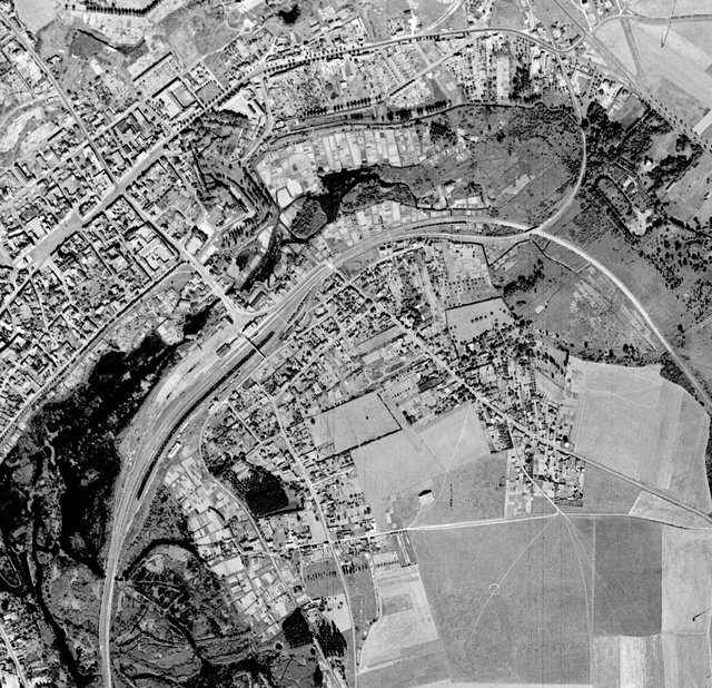 Peronne-large.jpg