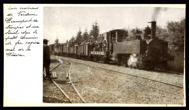 413-VTransport_de_troupes_et_matériel_sur_le_petit_chemin_de_fer_régional_de_la_Woëvre_(15147325725).jpg
