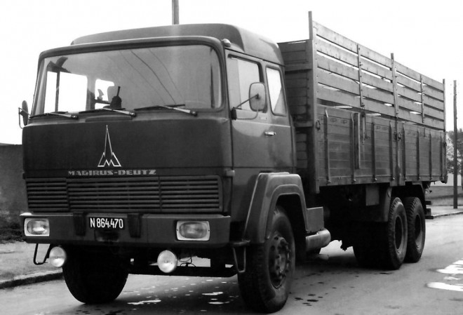 magirus-deutz_250_d_22_f cabine couchette.jpg