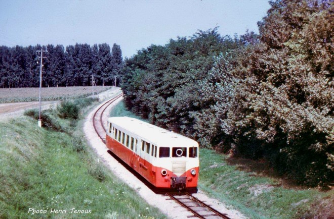 Blanc à Argent 008 Varenne sur Fouzon Août 1973 .jpg