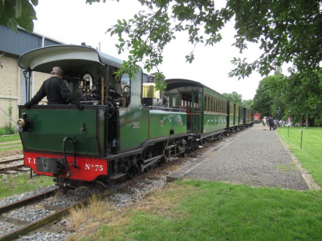 2024 06 04 LES 7 VOITURES DE SORTIE POUR 120 PERSONNES_014.jpg