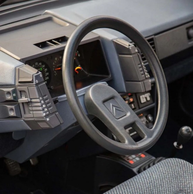Citroen_BX_GT_506.jpg