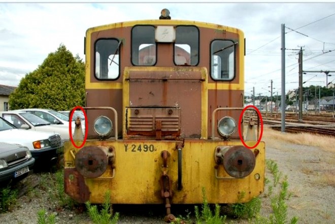 y 2400 quimper face détail.JPG