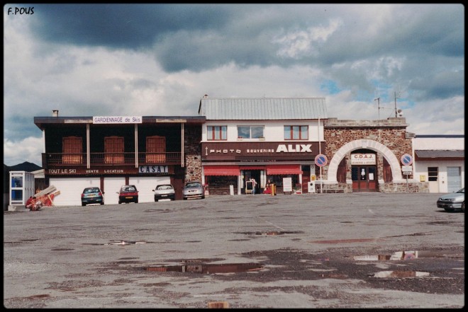 Superbagneres-gare-aout-1999.jpg