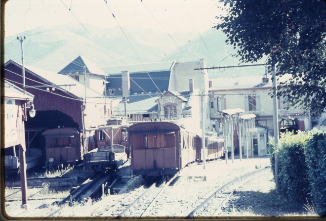 Super-Bagnères gare de départ Luchon fermée 6.9.66.jpg