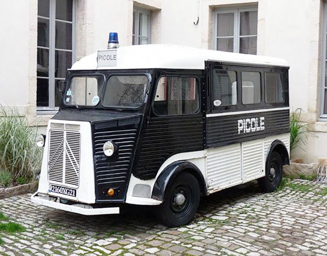 Type H Police.jpg