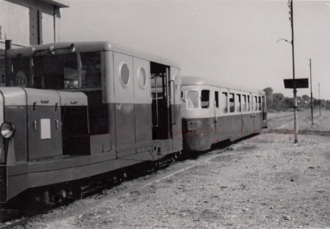 20 - CASAMOZZA Locotracteur T114 en route pour CALVI - Aout 1955.jpg