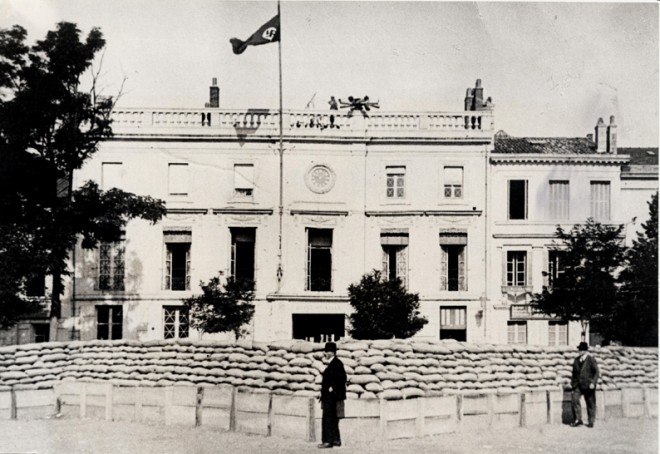 PHOTO 1 - AM, Fonds numérique BOURDIGAL.jpg