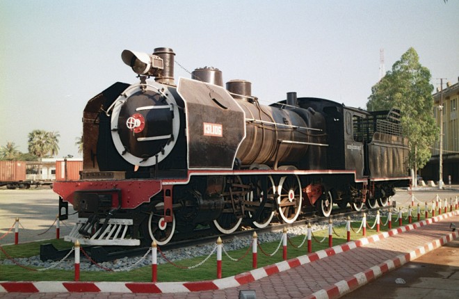 2001-11-Phnom-Penh-JP Dumont.jpg