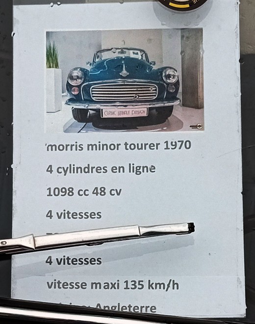 Morris Minor (1).jpg