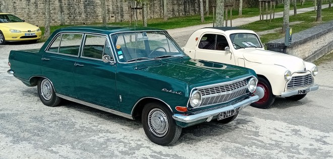 Opet Rekord 6 1964 (2) copie.jpg