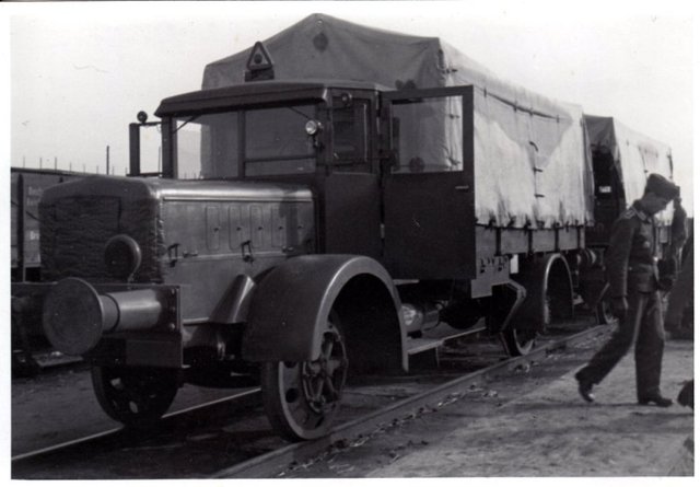 rail2.jpg