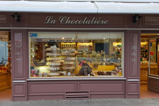 La Chocolatière - la Flotte.jpg