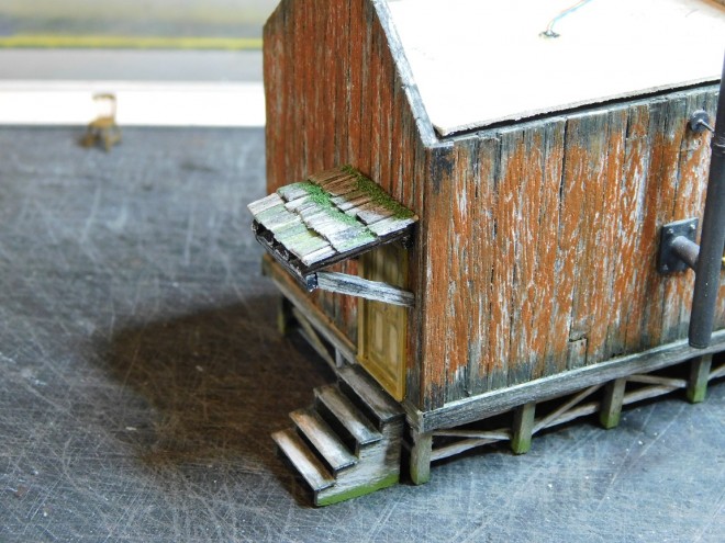 Aménagement du Saloon du Devil's-Gulch 011.JPG