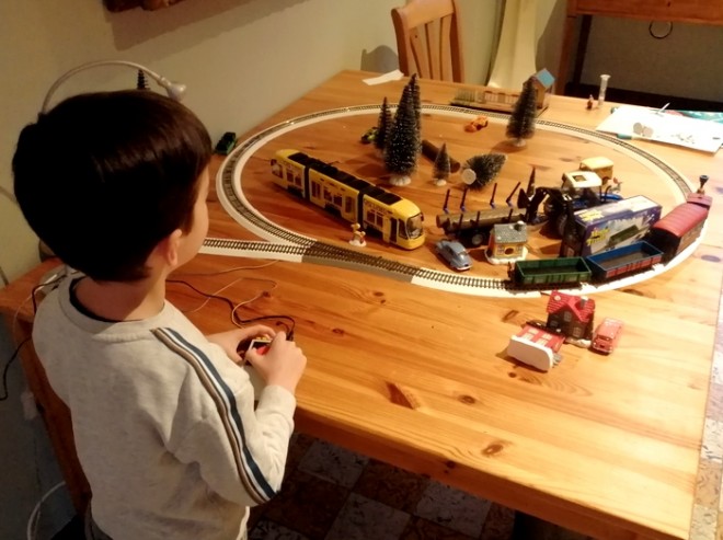 train noel.jpg