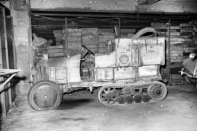 Javel vers 1950 - Archives Citroën.jpg