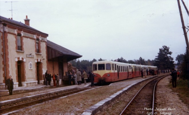 Bazin 17101971.jpg