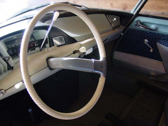 tableau de bord DS 1956 copie.jpg