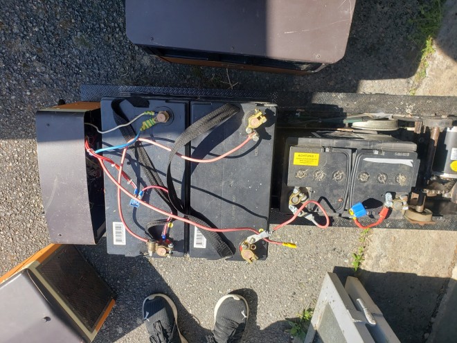06_Batteries.jpg