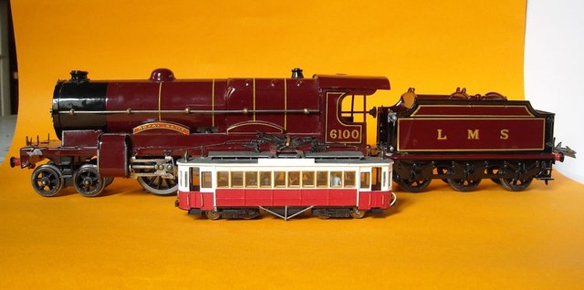221 LMS a.jpg