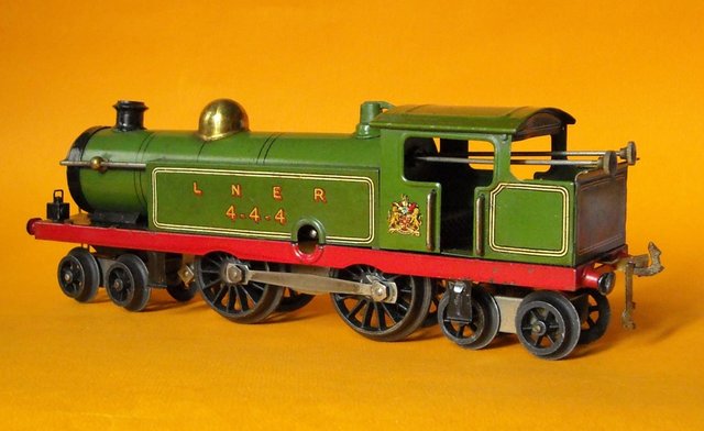 222 LNER b.jpg
