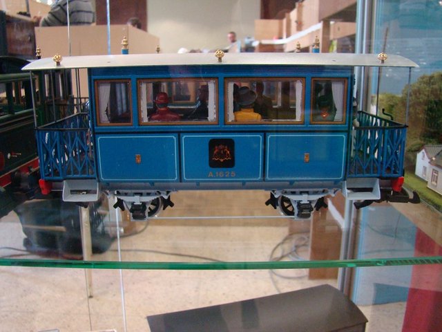 Blank_SNCV_LGB05forum.jpg