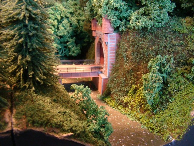 maredval03forum.jpg