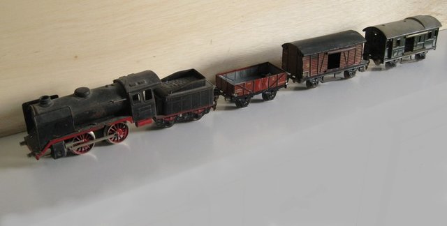 marklin tin plate.jpg