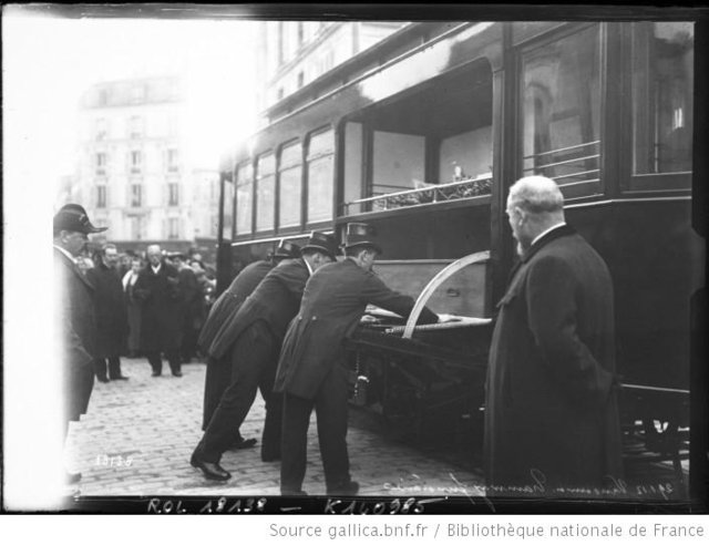 PME Tramway funéraire..jpg