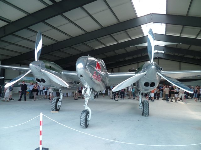 P38 J lightning.jpg