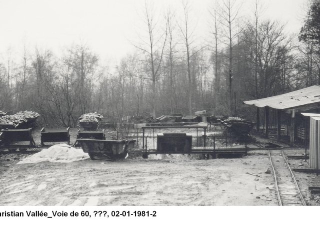PXR_B - xxx - Voie de 60 - 2 janvier 1981 - Ph Ch Vallée - 02.jpg