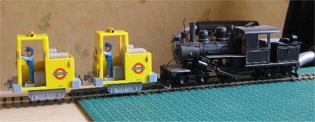 Bachmann UE206 Ernie 1 vs Climax On30 01 reduit.JPG