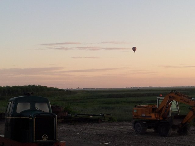 20120805_064614Copier.jpg