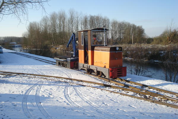 DL 40.jpg