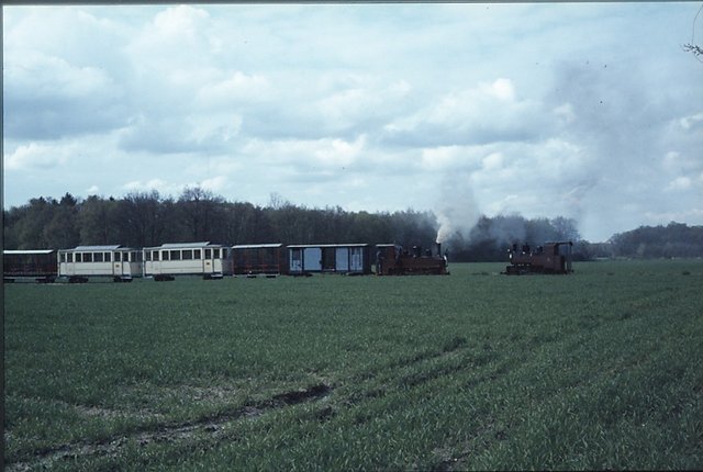 CFSE DFB & Tito en ligne 26.4.78.jpg