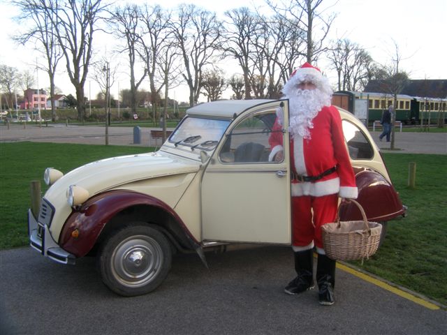 En route avec le Père Noël.JPG