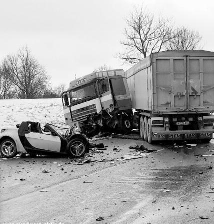 accidentcamion3su.jpg