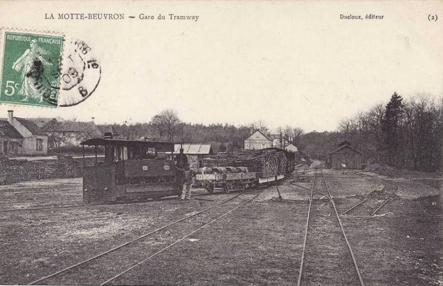 41 Lamotte Beuvron Gare Bicabine PME.jpg