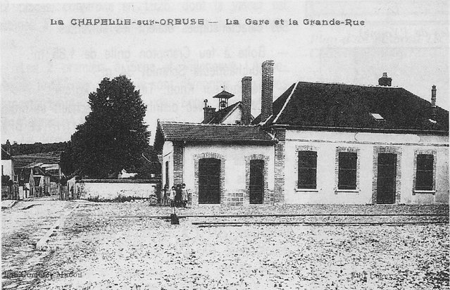 gare de la chapelle sur Oreuse.jpg