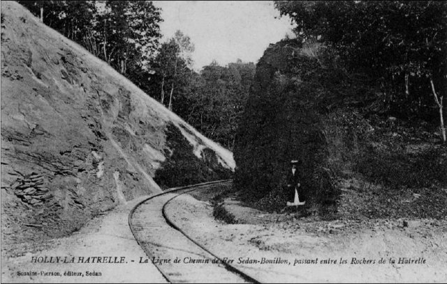 La Hatrelle passage en tranchée.jpg