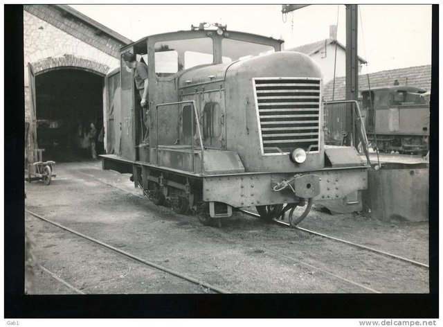 77 - Tracteur N° 14, a Egreville ( CFD , 1948 ) --- 1955.jpg