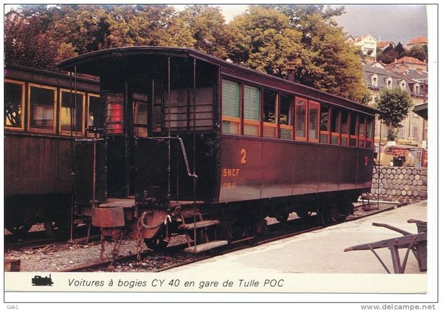 19 -  Voitures a bogies C Y 40 en gare de Tulle POC.jpg