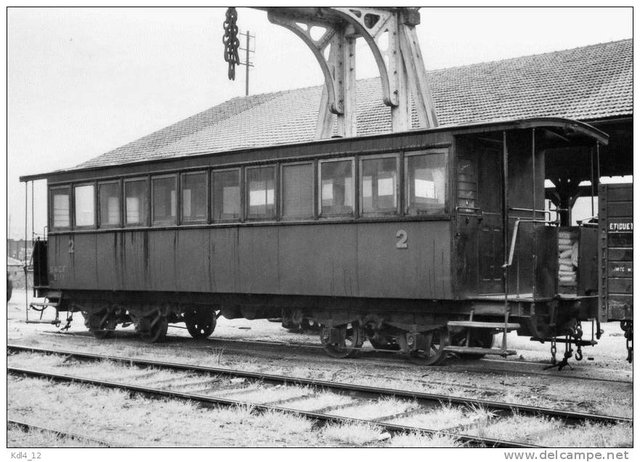 19 - Voiture B 39 ex Tramway de la Sarthe au dépôt de TULLE (19) - POC.jpg