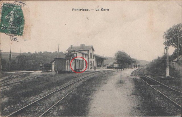1097247291-wagon cdn entouré.jpg