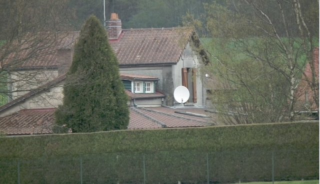 station_track_side.jpg