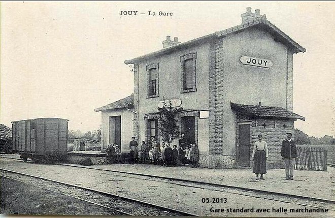 gare jouy.jpg