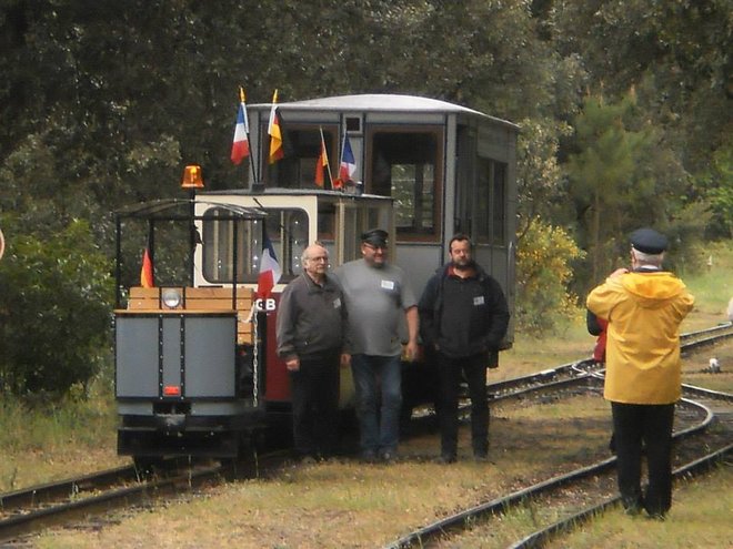945272_470188943061425_1206290448_n.jpg