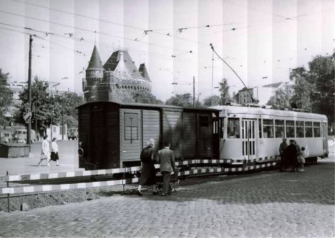 porte de halle (1).jpg
